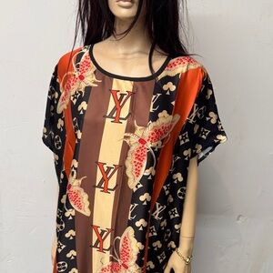 Stylish Women's Black and Orange Top